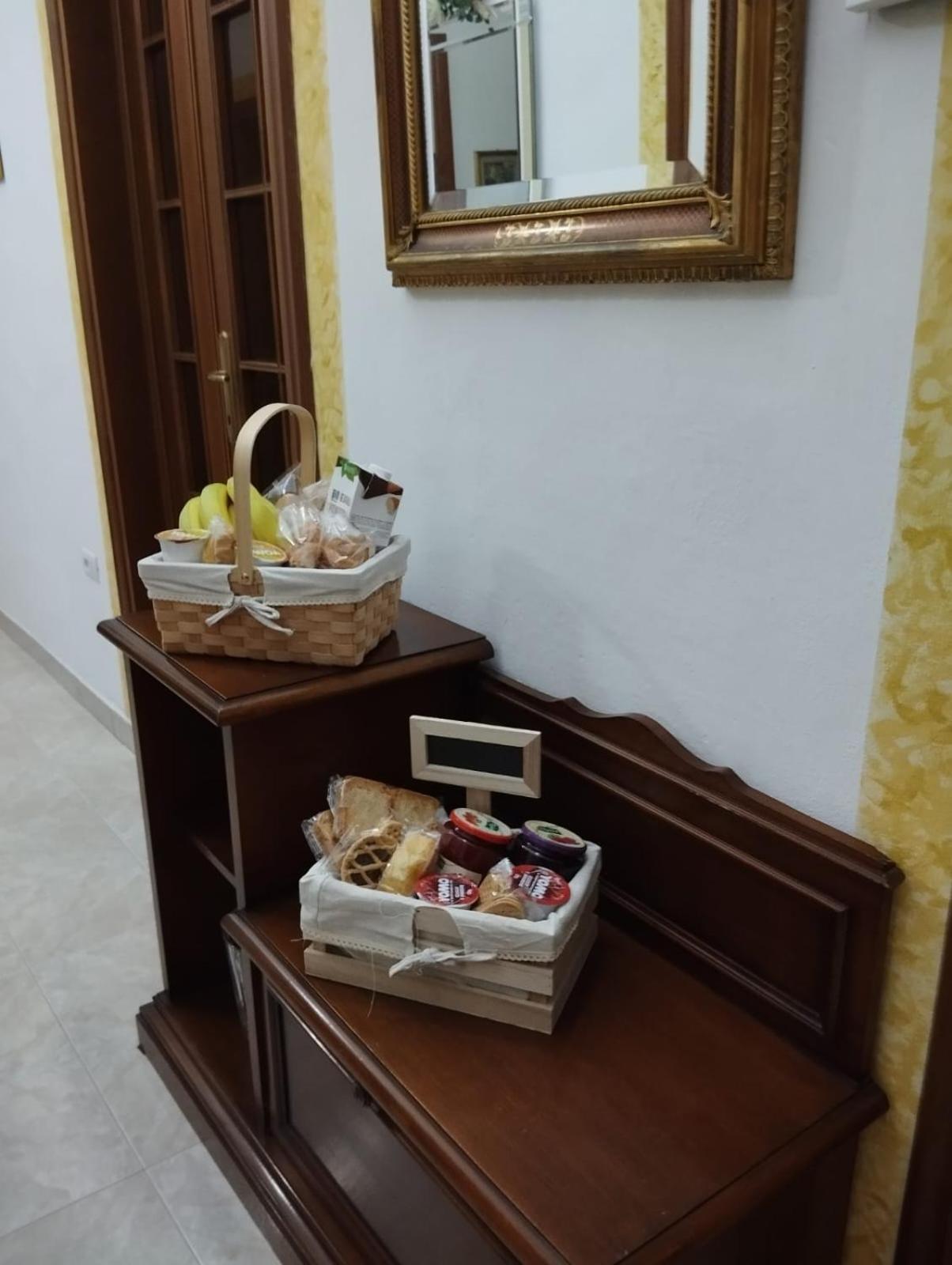 Hotel The Family House Livorno Exterior foto
